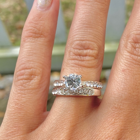 Jewelry - 925 sterling silver diamond engagement ring set
